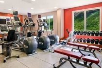Premier Inn Premier Inn Heathrow Airport Terminal 4 ستانويل المظهر الخارجي الصورة